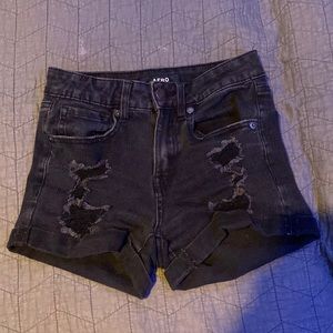 Black jean shorts; 0